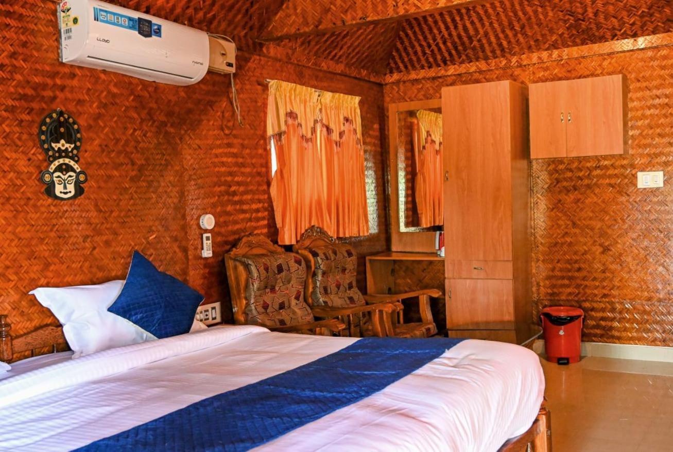 Sajeev Home Stay Cherai Beach Room photo