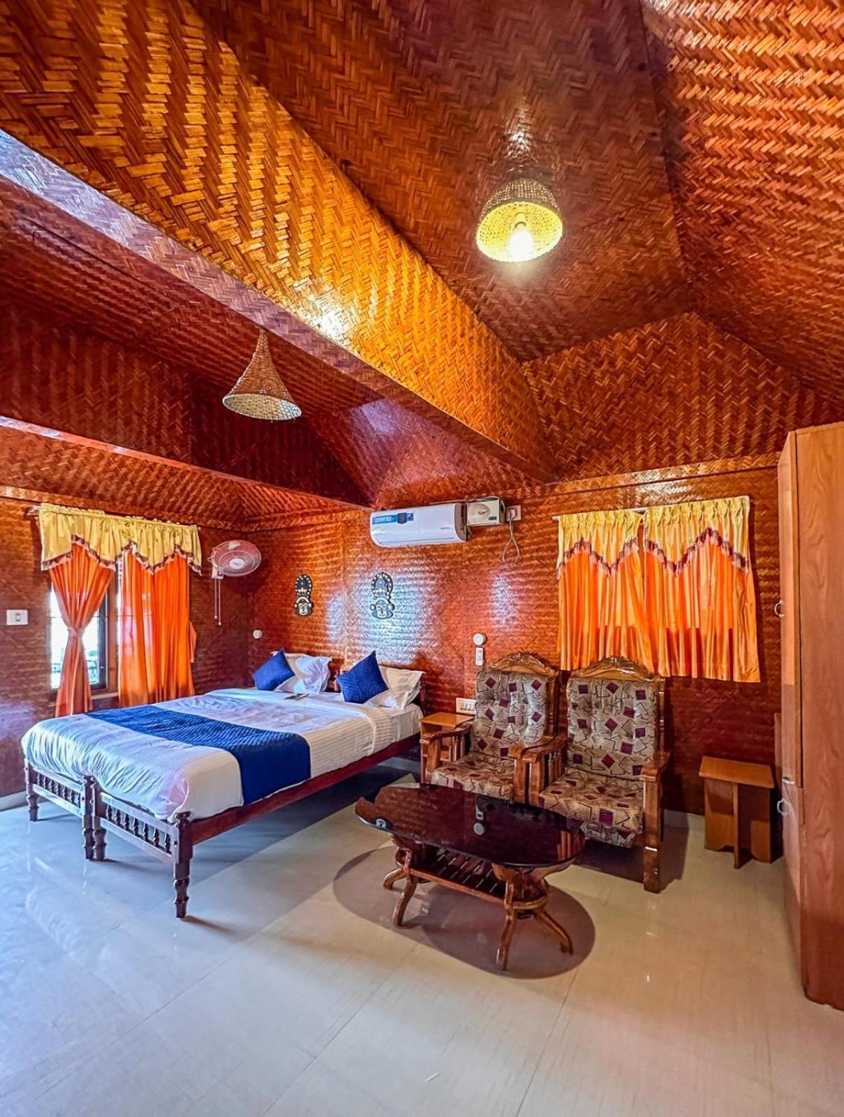 Sajeev Home Stay Cherai Beach Room photo